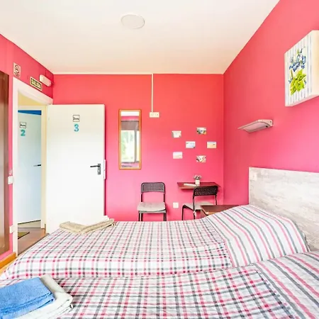 Casa Entera Family House *