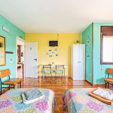 펜션 Casa Entera Family House